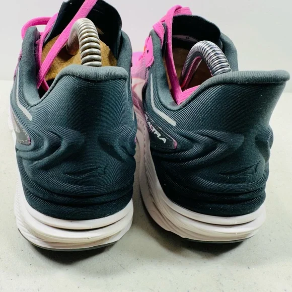 Altra Torin 6 Women's Size 7 Running Shoes Pink Foot Shape - Picture 4 of 7